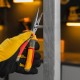 Длинногубцы прямые, диэлектрические рукоятки до 1000 В, трехкомпонентные рукоятки, 205мм Denzel (17305)