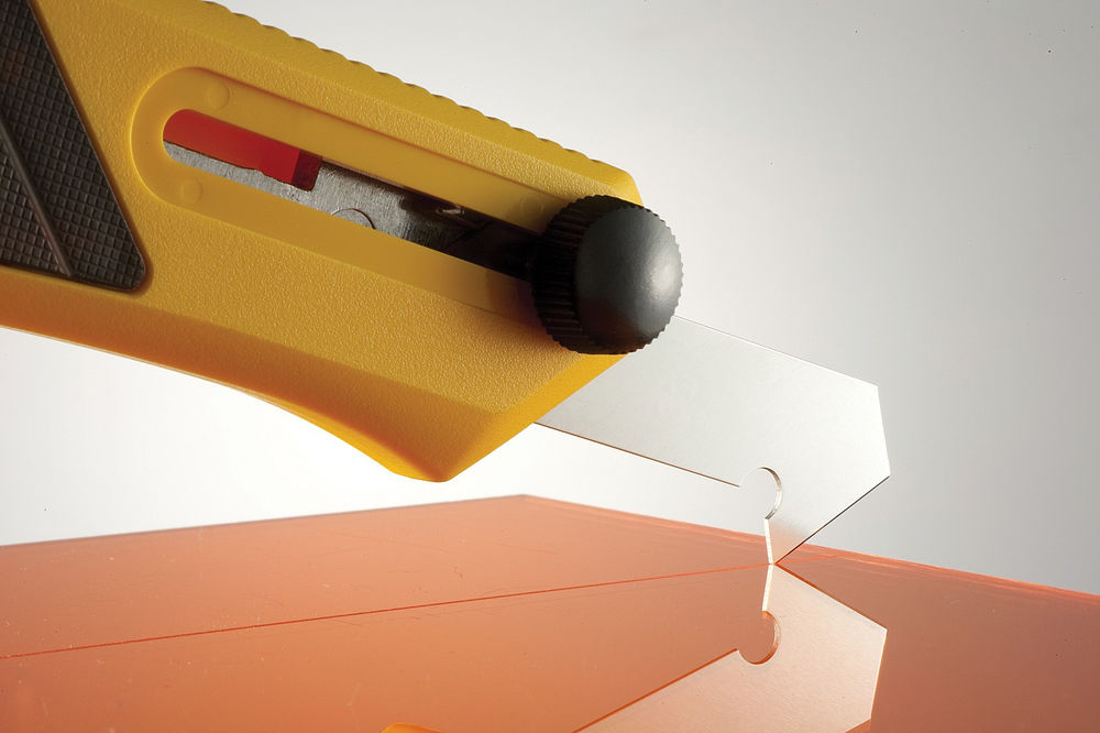 Усиленный резак для пластика 13 мм OLFA OL-PC-L