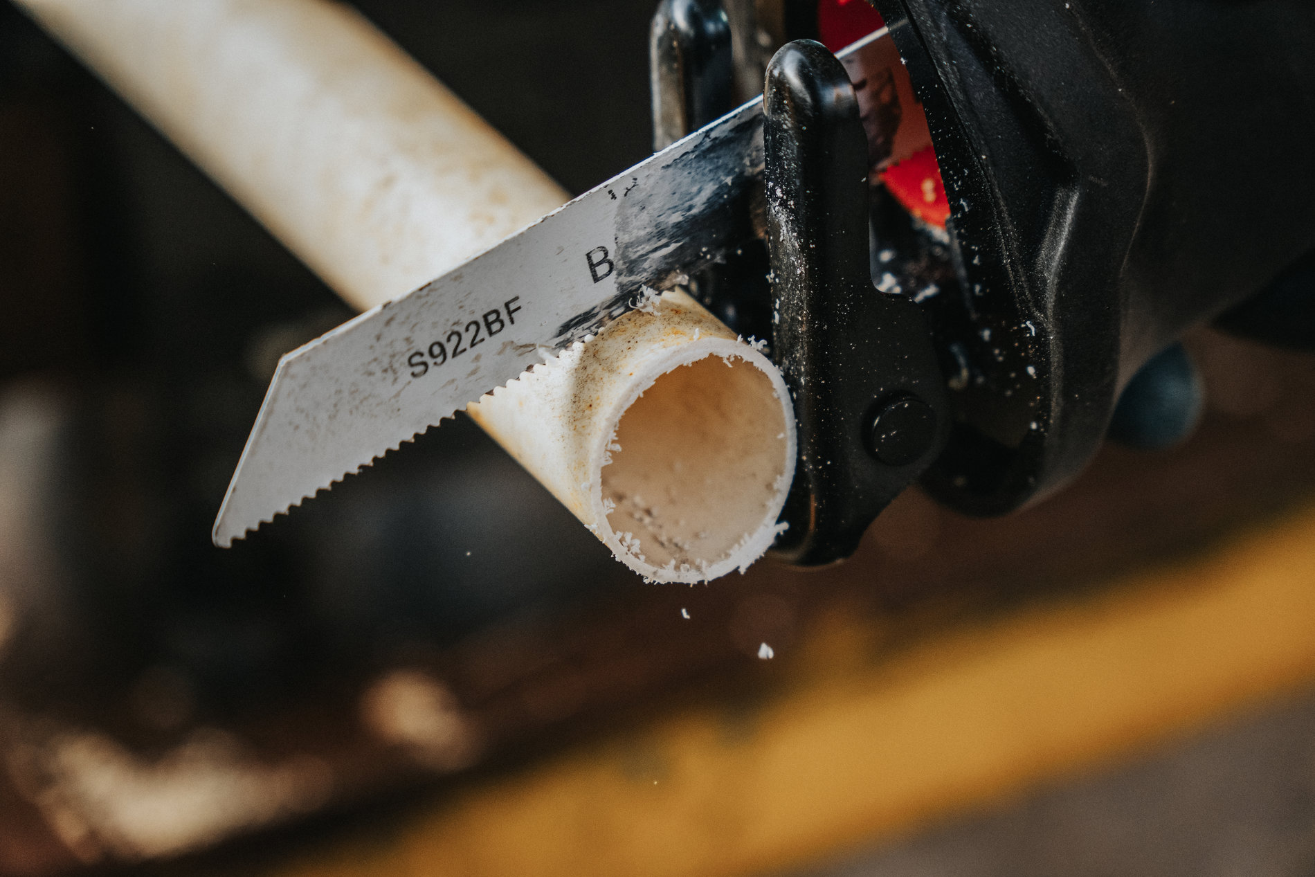 Сабельная пила, бесщ.мотор, с 1 АКБ, 1 ЗУ X2 20В