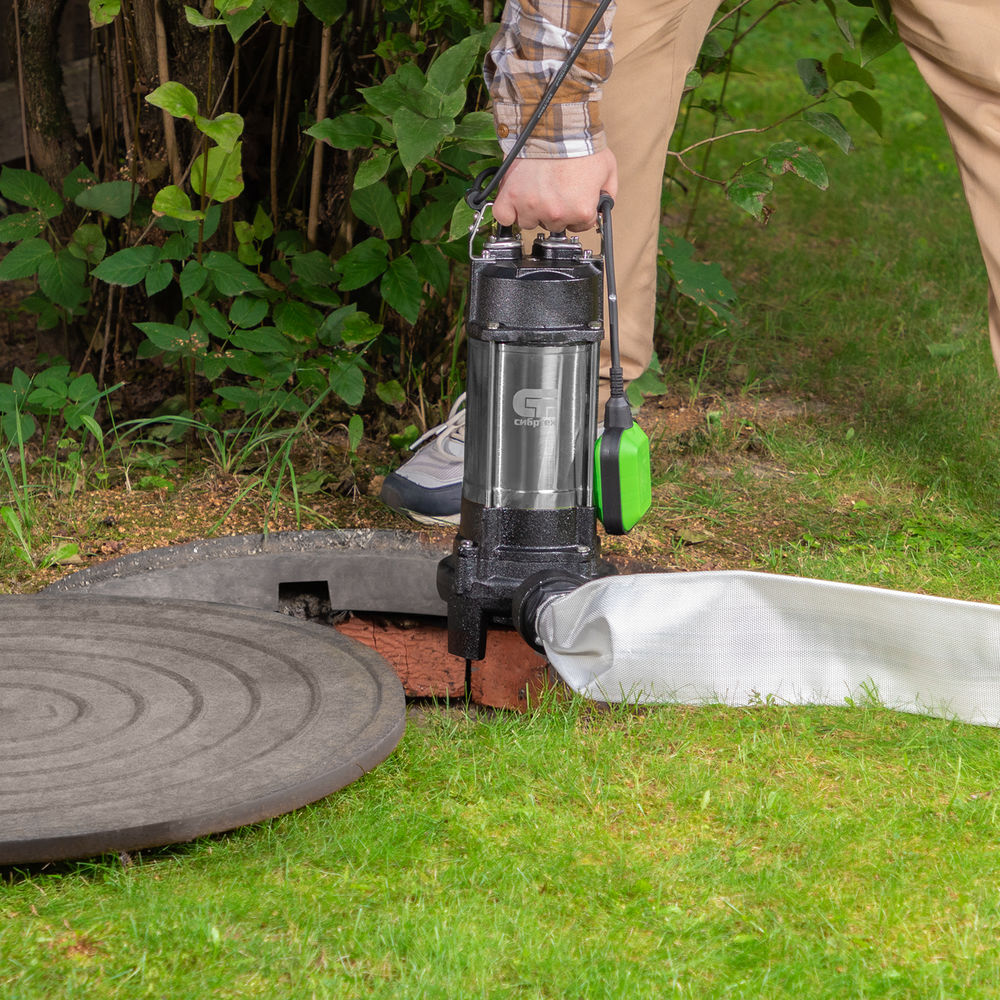 Фекальный насос СФН1100-Н, 1100 Вт, напор 10 м, 18000 л/ч, нож Сибртех (99804)