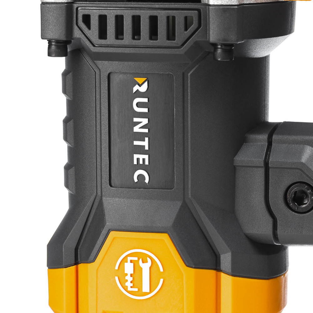 Перфоратор 220В, 5.5Дж, 1500Вт RUNTEC RT-EHS1500