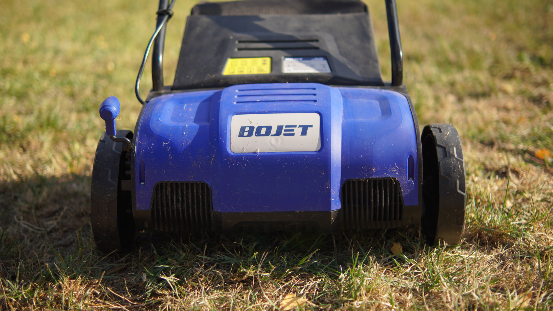 Аэратор (скарификатор), 1300 Вт, 32 см.