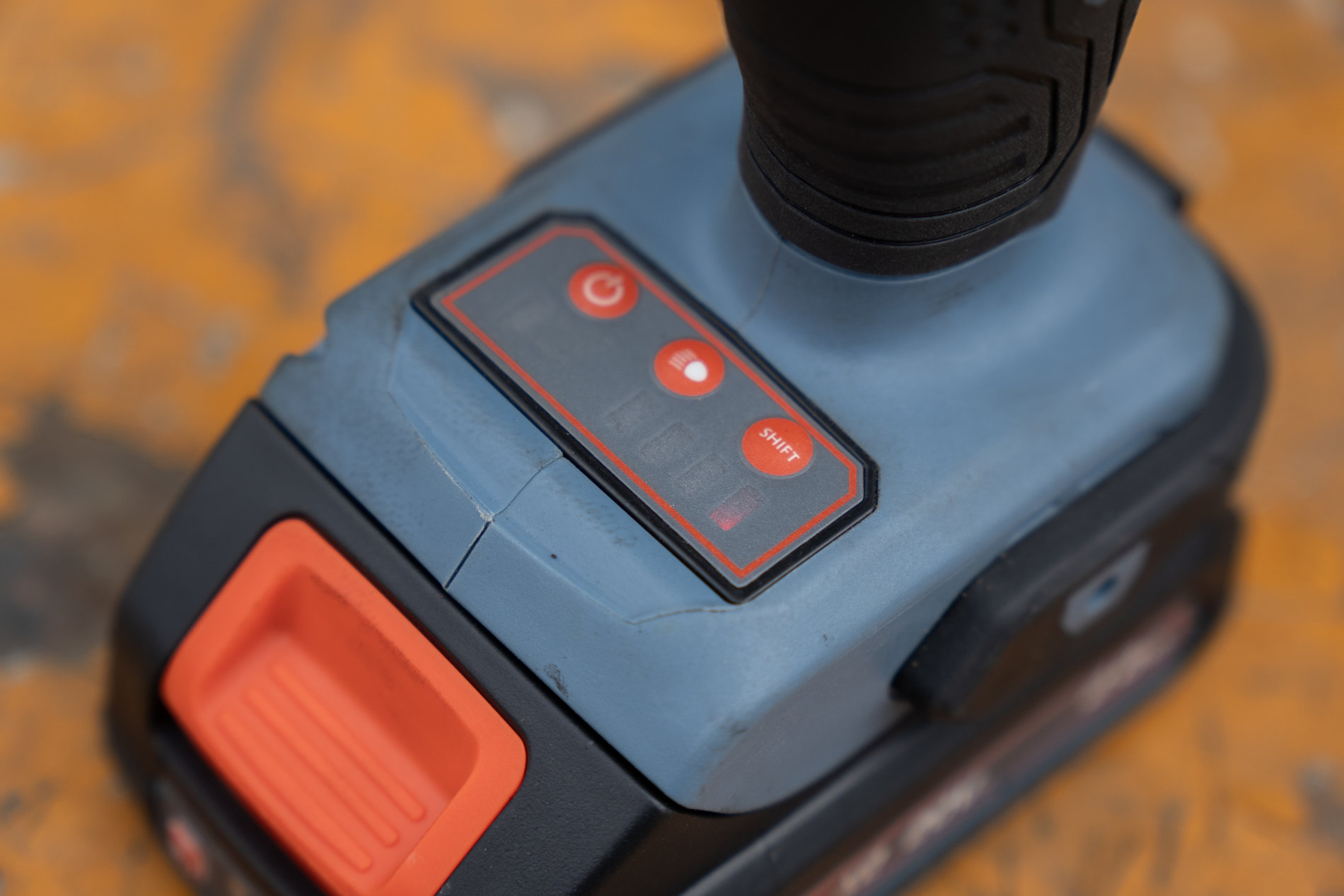 Импульсный гайковерт 1/2, 330 Нм, 1х4Ач, ЗУ, кейс X2 20В