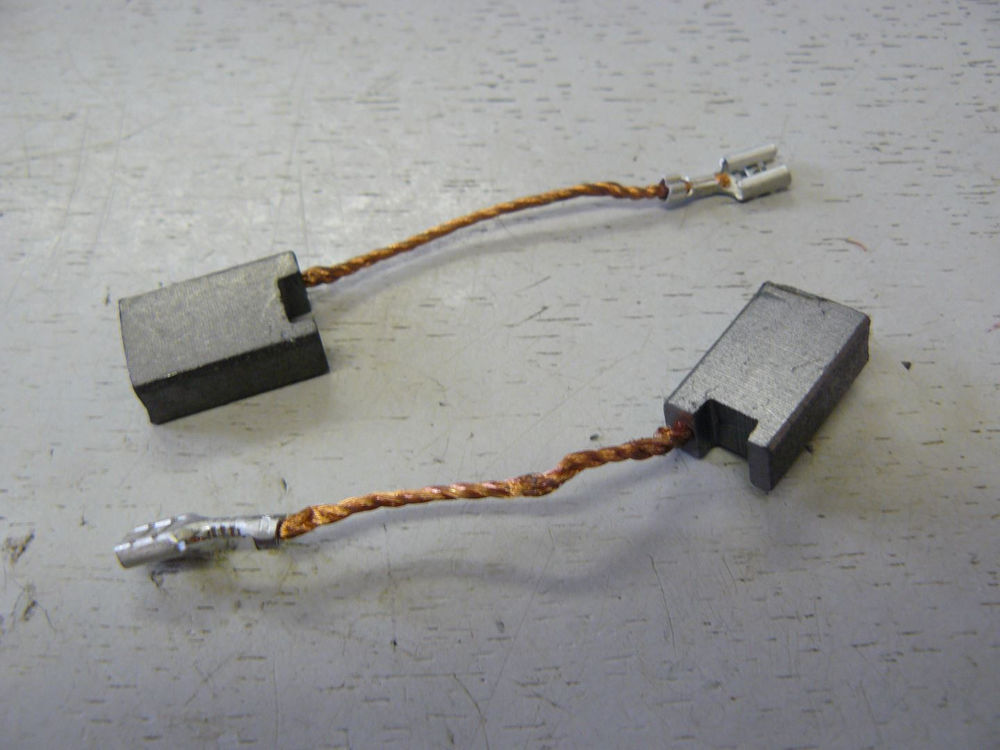 Щетка графитовая (U503-181-045-W)