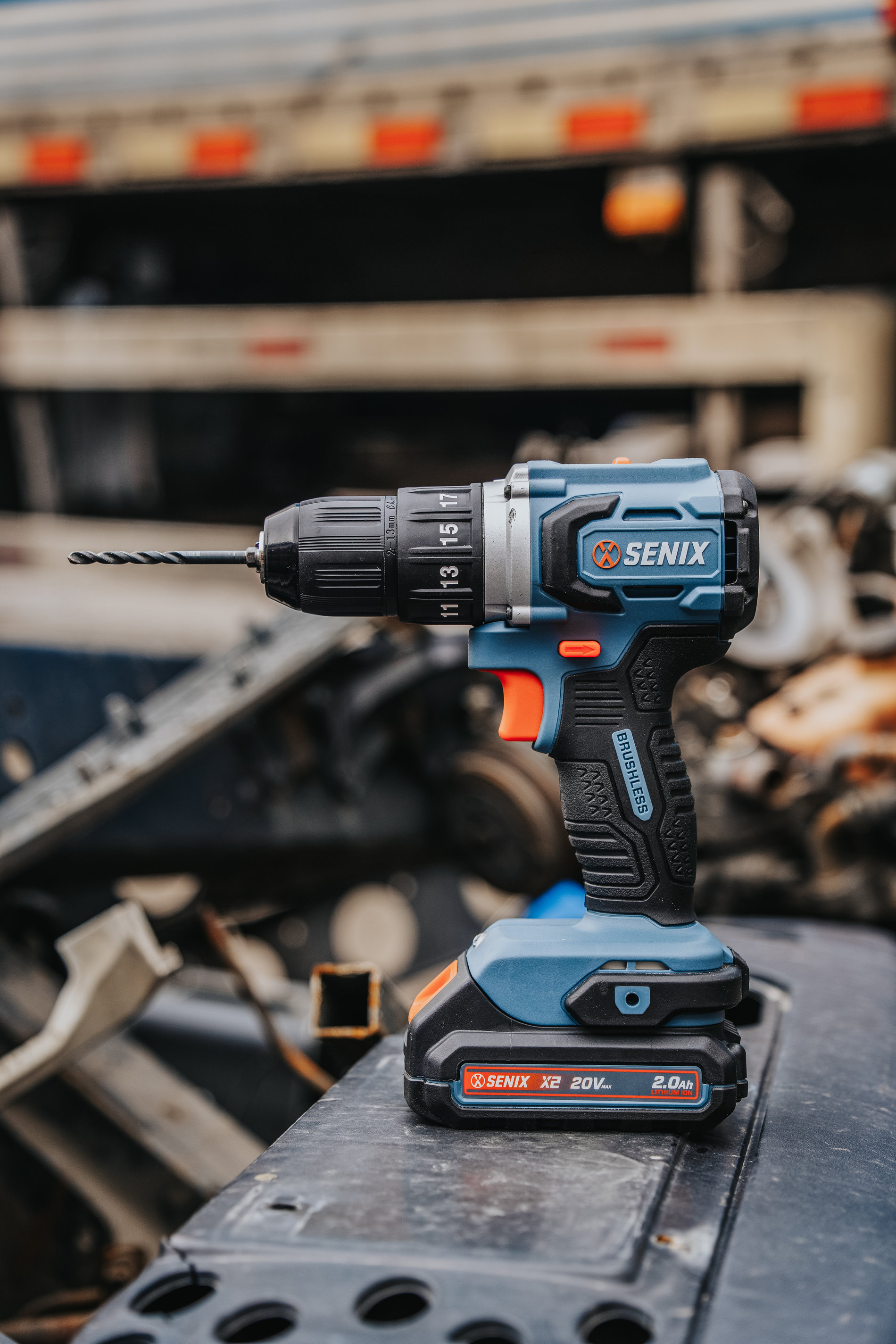 Дрель-шуруповерт, 60 Нм, без АКБ и ЗУ X2 20В