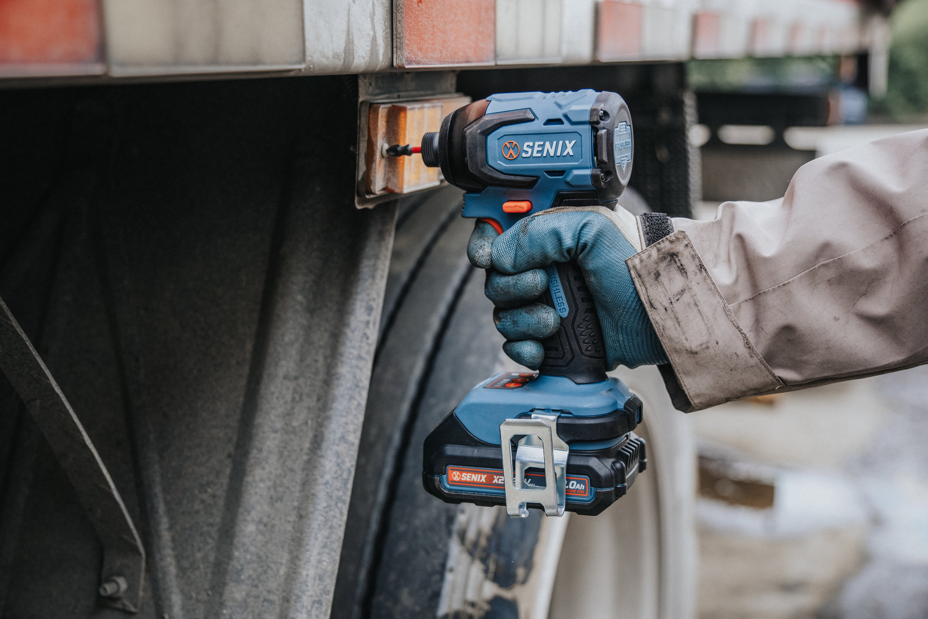 Импульсный шуруповерт, 180Нм, 1х4Ач, ЗУ, кейс X2 20В