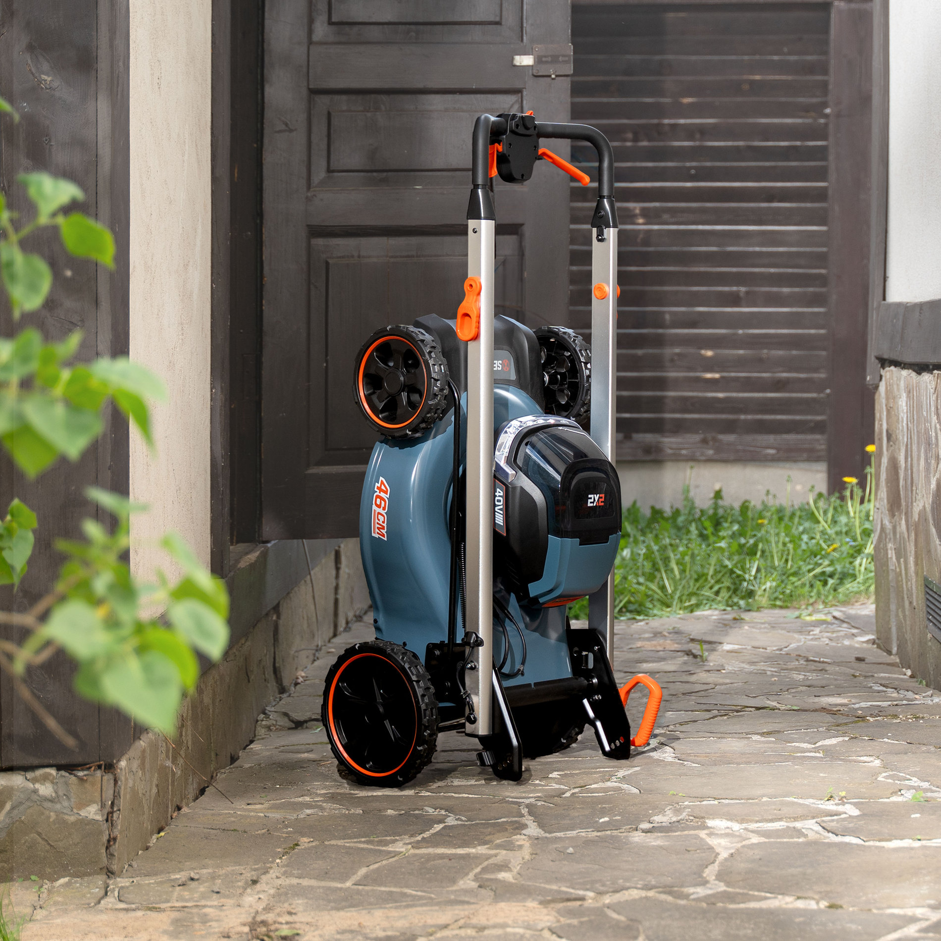 Газонокосилка самоходная аккумуляторная, 46 см, без акб и зу 2X2 40В