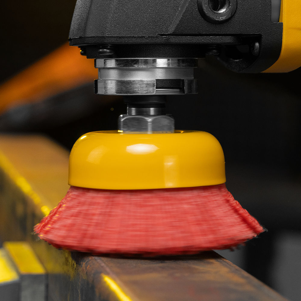 Щетка для УШМ, 75 мм, Чашка, нейлоновая щетина, М14 Denzel (74465)