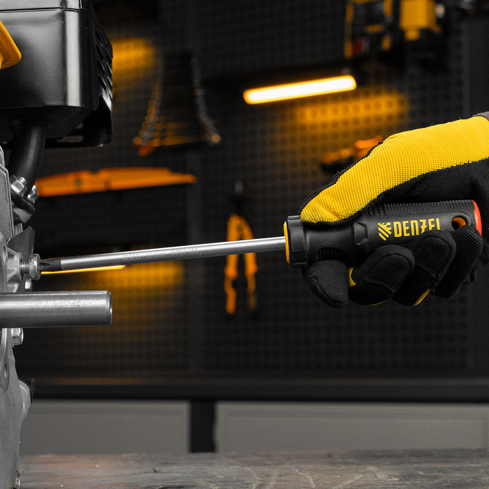 Отвертка, PH3х150 мм, S2, 3к рукоятка Denzel (121847)