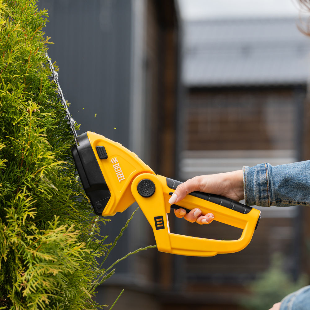 Ножницы-кусторез аккумуляторные GS-7, Li-Ion, 7,2 В Denzel (59428)