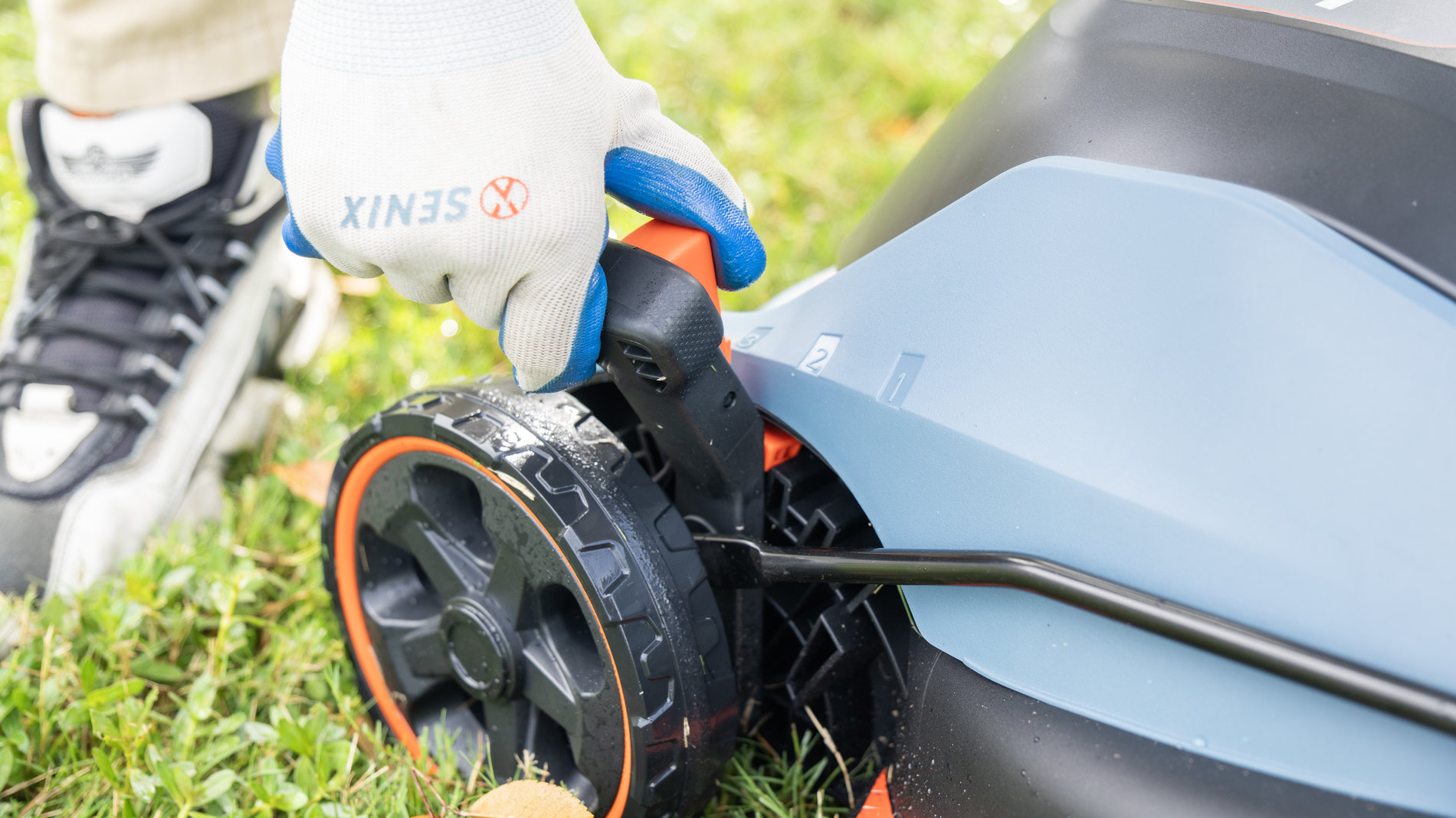 Газонокосилка электрическая 1600 Вт, 38 см