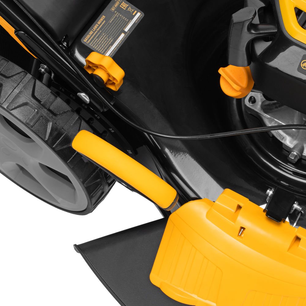 Бензиновая газонокосилка GLT-460SP-T, Trike 149 см3, 46 см, привод, панель, 60л Denzel  (58810)