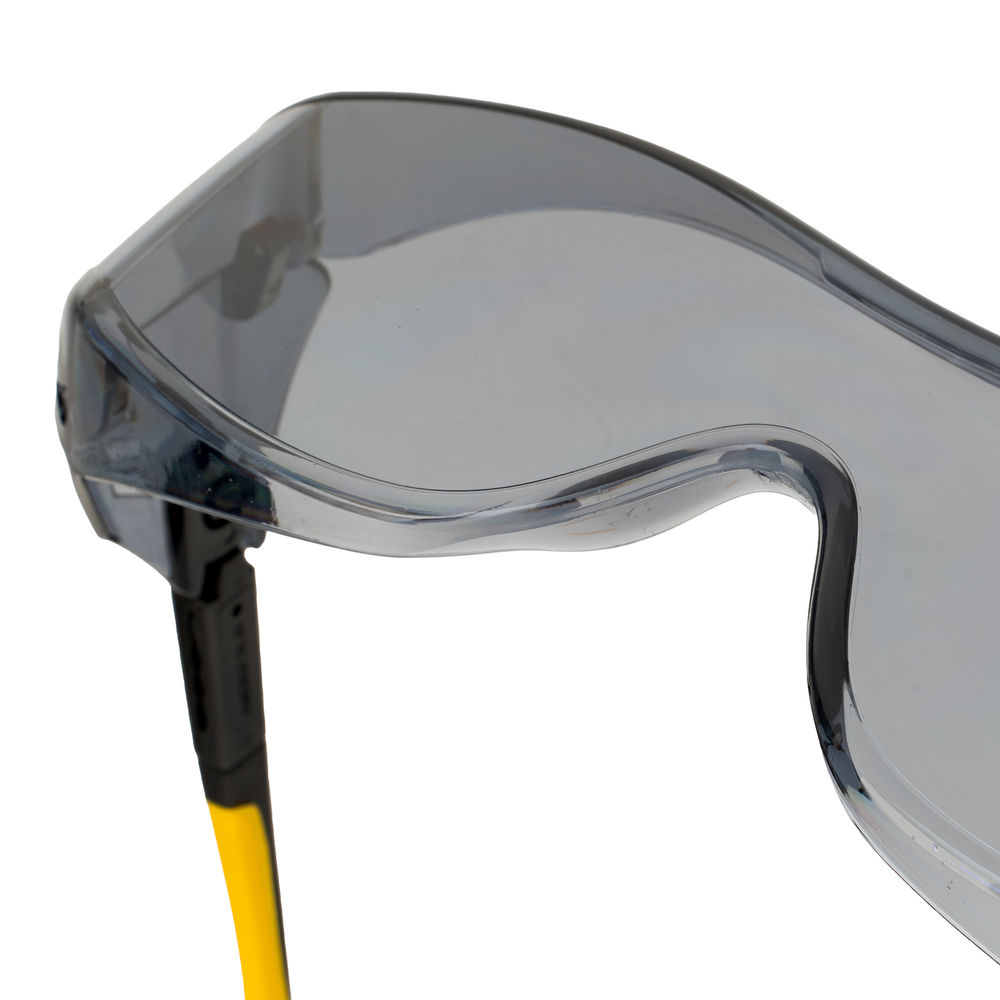 Очки защитные открытые, поликарбонатные, увеличенная дымчатая линза, регулируемые дужки Denzel (89203)