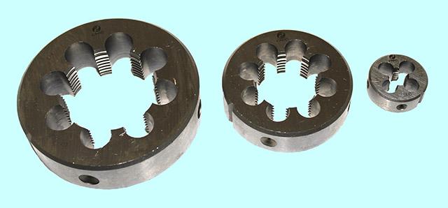 Плашка трубная цилиндрическая G 1 3/4, 11 ниток/дюйм, dнар.105мм, 9ХС левая CNIC