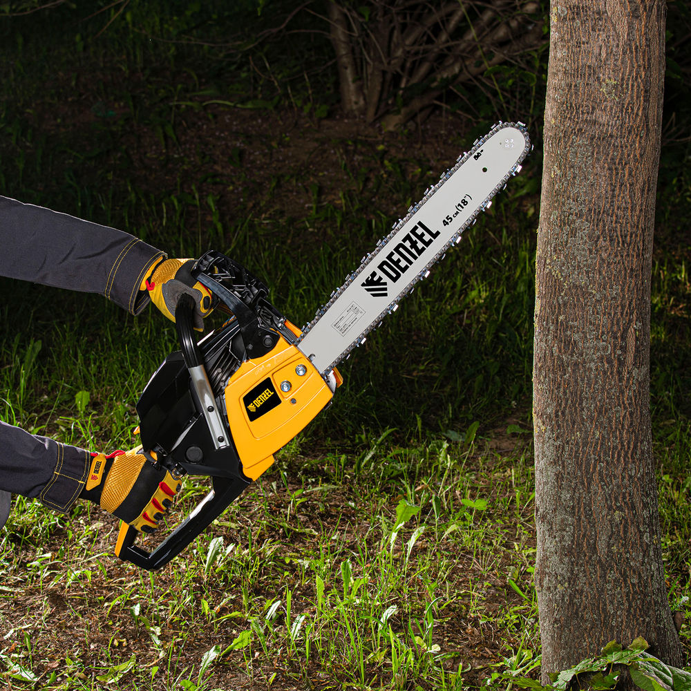 Пила цепная бензиновая DGS-5218, шина 45 см, 52 см3, 3.5 л.с, шаг 0.325, паз 1.5 мм, 72 звена Denzel (95233)