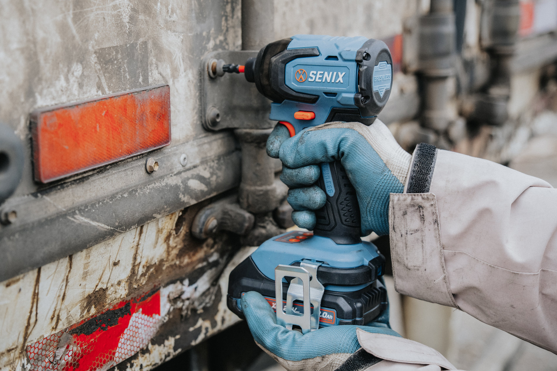 Импульсный шуруповерт, 180Нм, 1х4Ач, ЗУ, кейс X2 20В