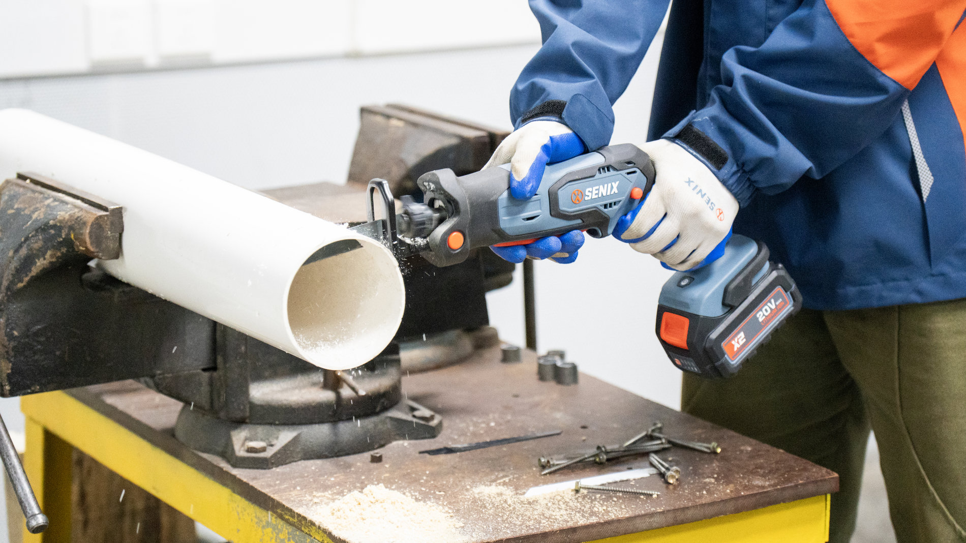 Сабельная пила, 13 мм, без АКБ и ЗУ X2 20В