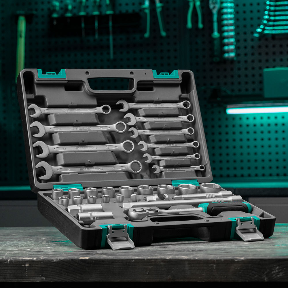 Набор инструментов, 1/2, CrV, пластиковый кейс 31 предмет Stels