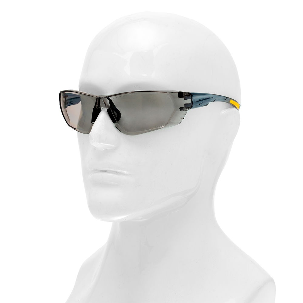 Очки защитные открытые, поликарбонатные, дымчатая линза Denzel (89200)