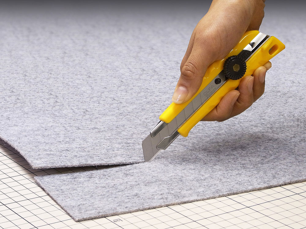 Нож с выдвижным лезвием 18 мм OLFA OL-L-1