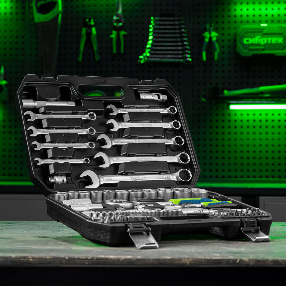 Набор инструментов, 1/2, 1/4, пластиковый кейс, 82 предмета Сибртех