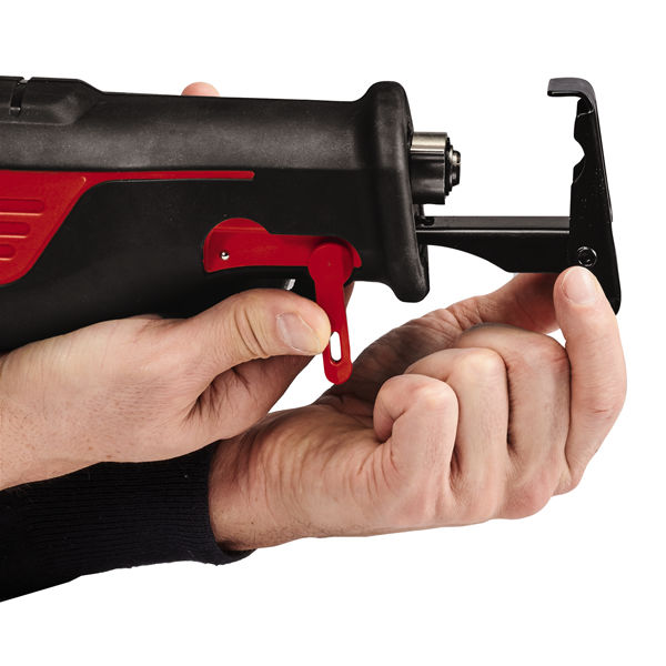 Пила сабельная Einhell TE-AP 950 E, 950Вт,0-2800об/мин,ход 28 мм,Quick (4326180)