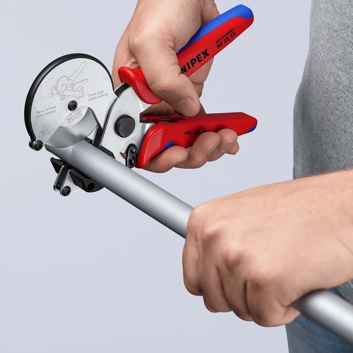 Труборез-ножницы для композитных и пластиковых труб, O 26 мм (KN-902525)