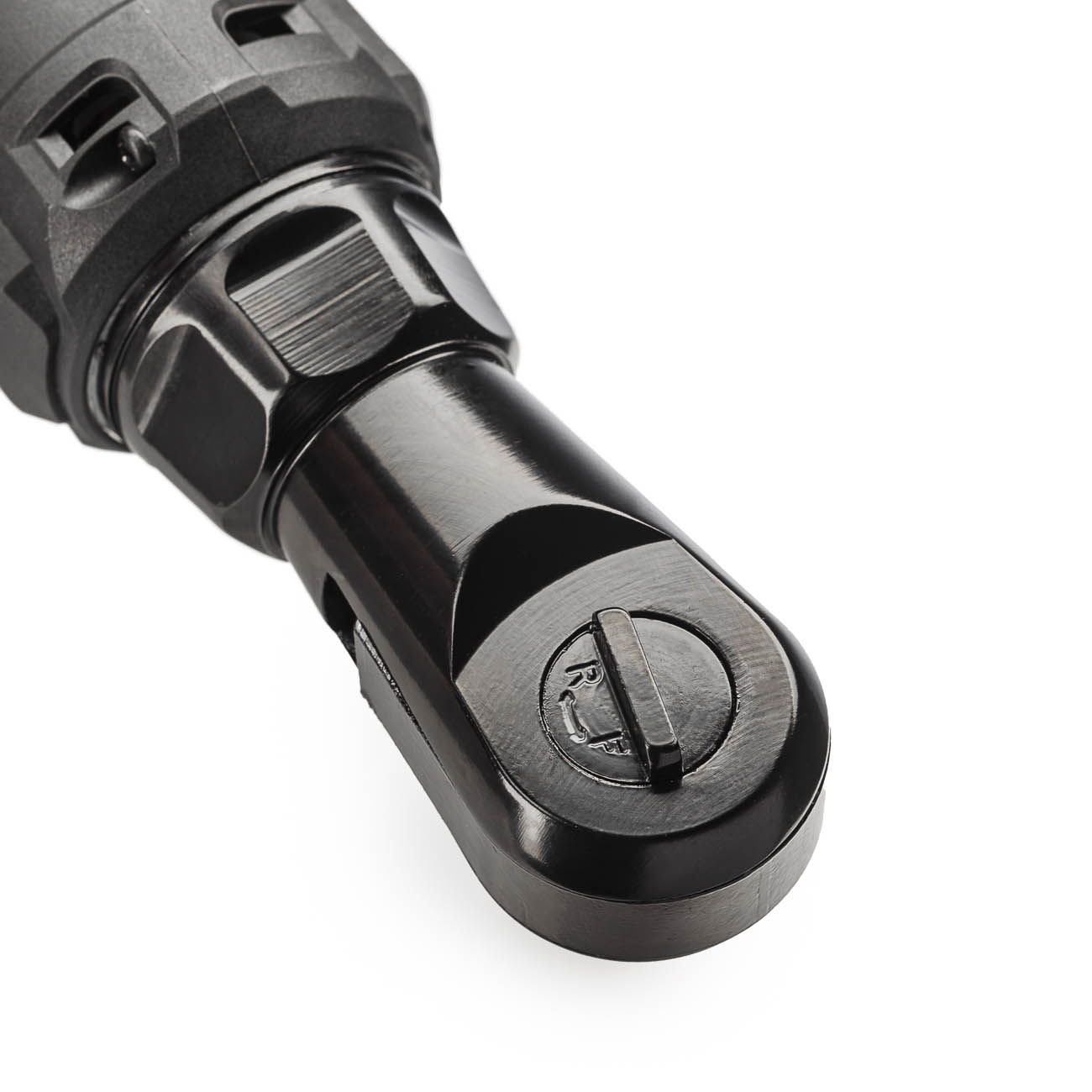 RUNTEC RT-IW2600 Гайковерт аккумуляторный (трещотка) RUNTEC PRO 1/2 c переходником на 1/4, 16В, 2*2Ач, 85Нм (RT-IW2600)