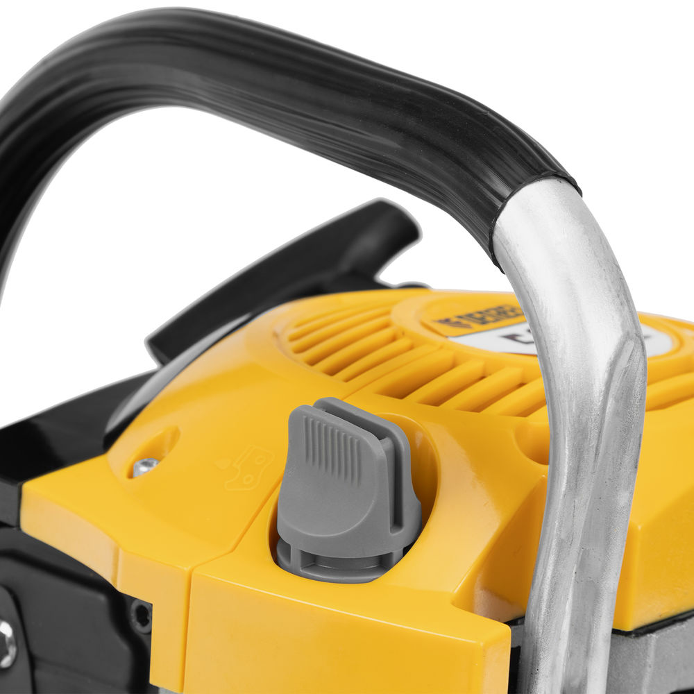 Пила цепная бензиновая DGS-5820, шина 50 см, 58 см3, 4.1 л.с, шаг 0.325, паз 1.5 мм, 76 звеньев Denzel (95235)