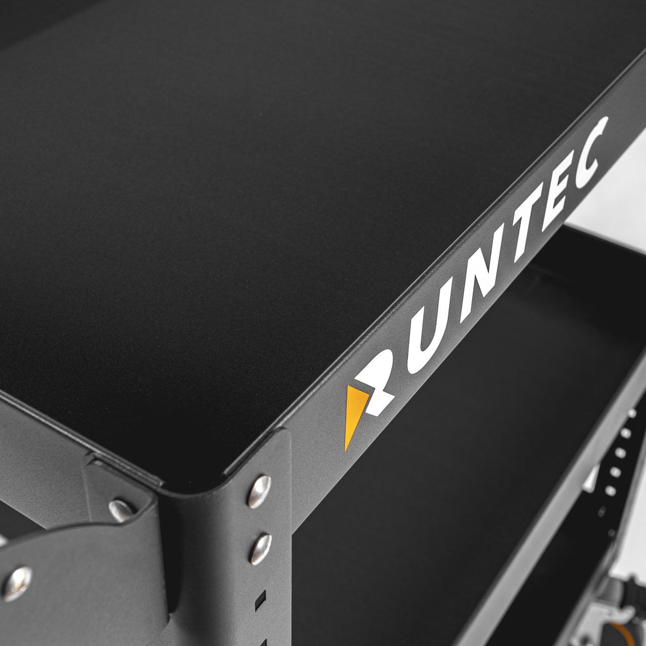 RUNTEC RT-PR3 Тележка с тремя открытыми полками Performance (RT-PR3)